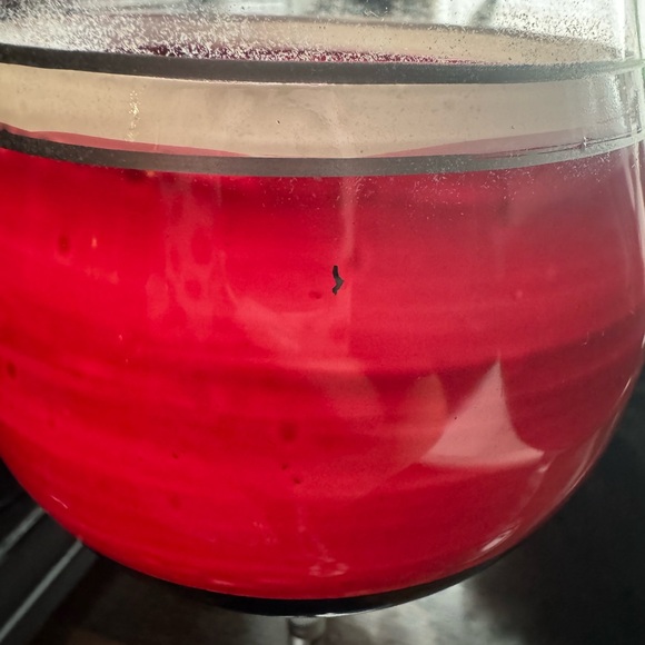 🎅❤️ Pier 1 Hand painted Santa belt Christmas wine glasses ❤️🎅🍷 - Picture 4 of 4